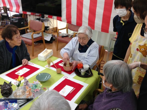 お茶会開催！